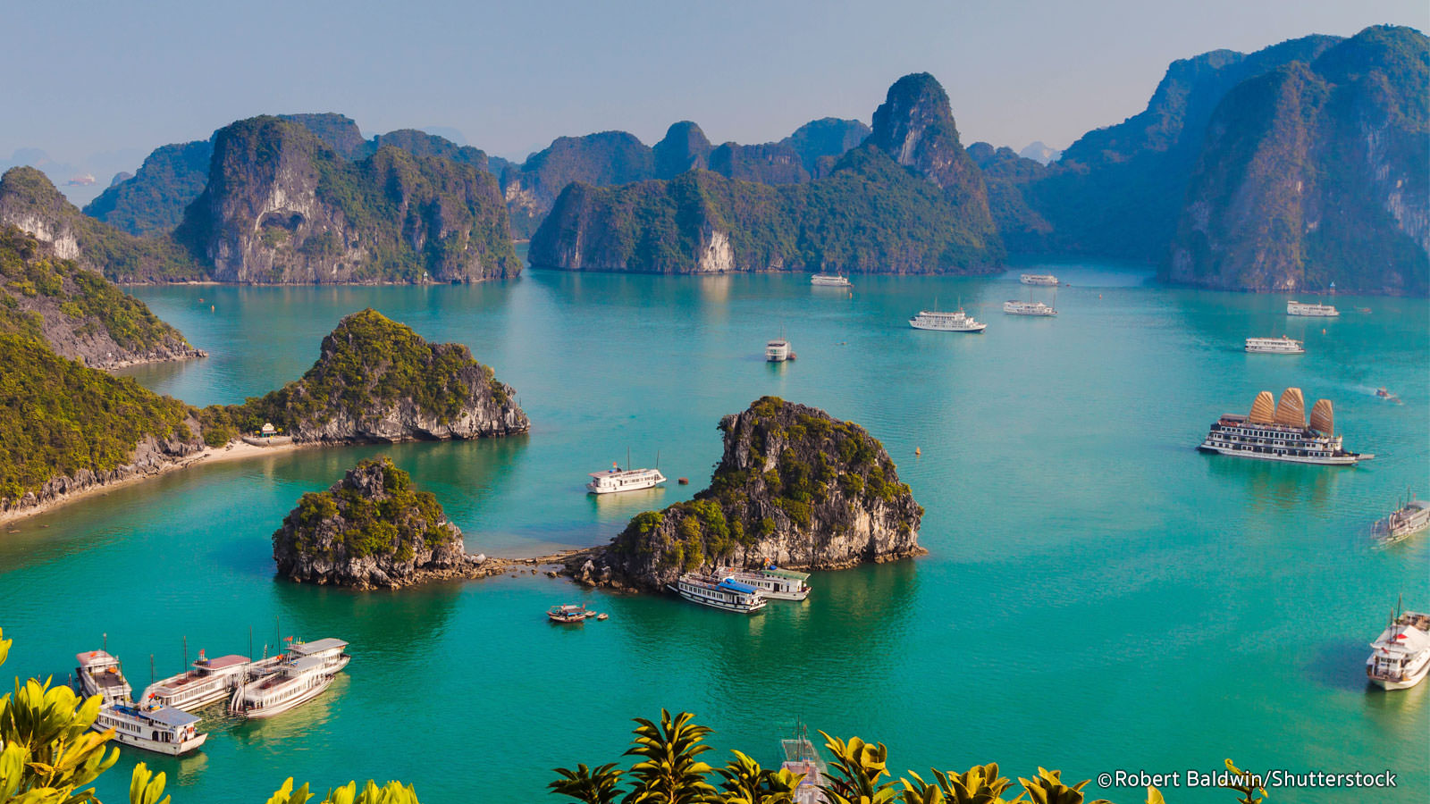 Top Vietnamese destinations praised by international media 0630 12